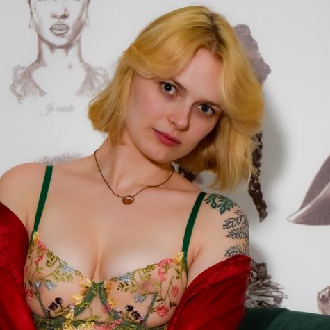 SunnyVanna avatar