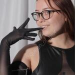 Queen_Of_Plur avatar