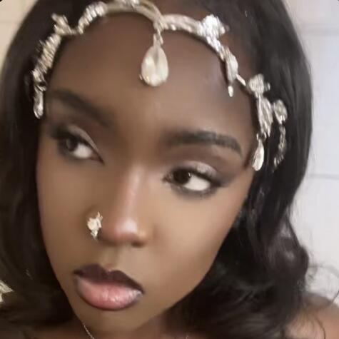 Pr1ncess Valentine avatar
