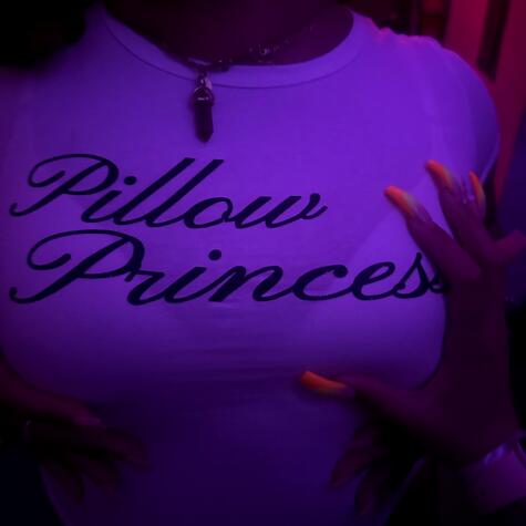 pillowgoddessj avatar
