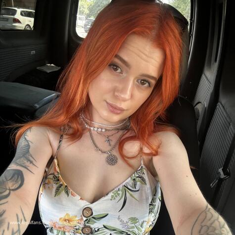 scarlet_witchh avatar