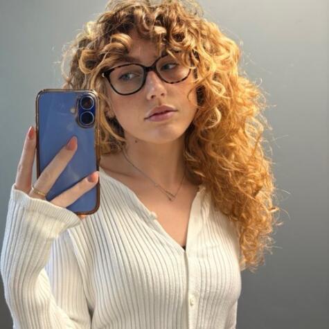 Rose Honey avatar