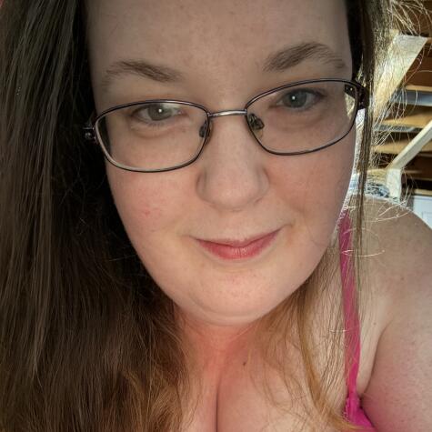 WolfyLady93 avatar