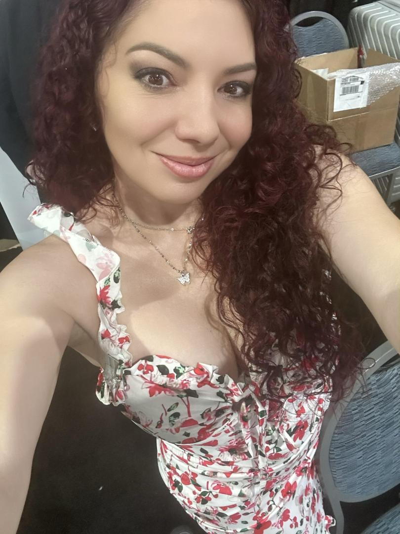 Kiki Daire’s Official Social Fan Page | LoyalFans