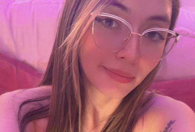 How do I look in the black color? - MiaCollins Official Photos | www