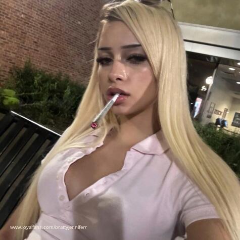 brattyjenniferr avatar