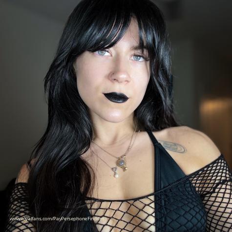 Holy Persephone FINDOM avatar