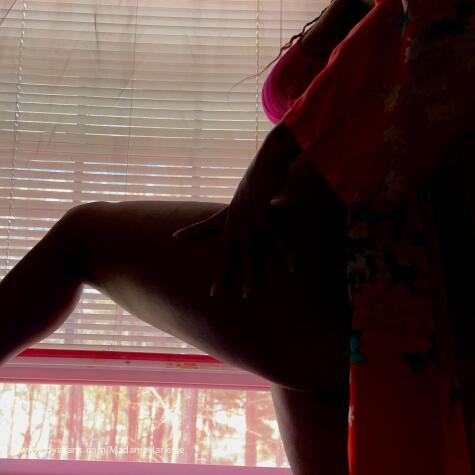 Madame Harlowe avatar