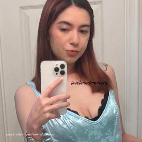 bratty selene xo avatar