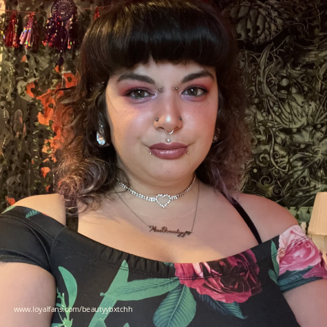 BeautyyBxtchh’s Official Social Fan Page | LoyalFans