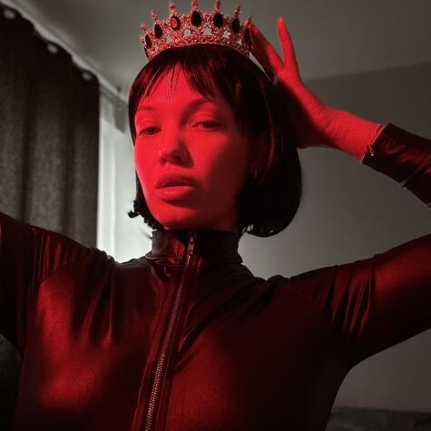 QUEEN ELISE GODDESS FINDOM avatar