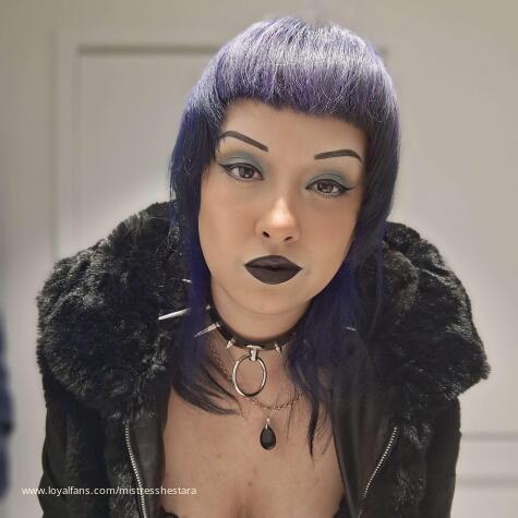 Mistress Hestara avatar
