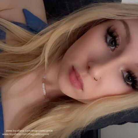 TheGoddessJosie avatar