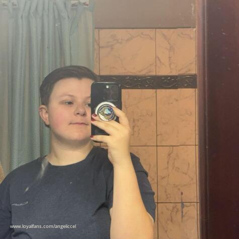 AngeliccEl avatar