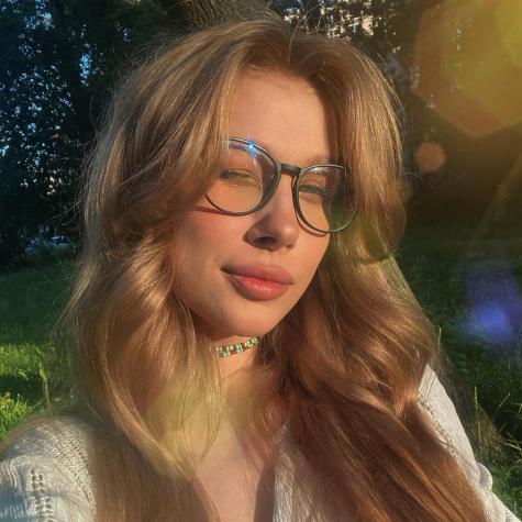 My face drives men crazy, but you haven't seen my tits yet😉 - OhmyMiami