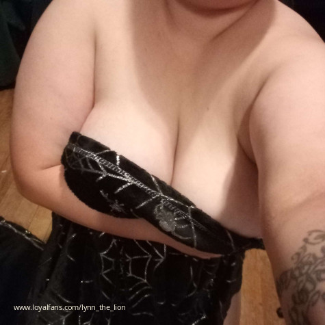 LynnTheLion avatar