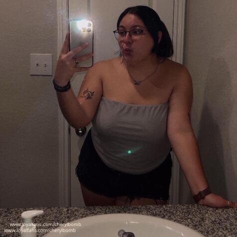 Queen Ronnie avatar