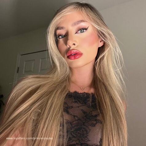 Owner Layla’s Official Social Fan Page LoyalFans