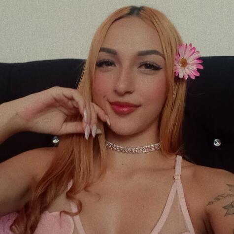 Sophia19 avatar