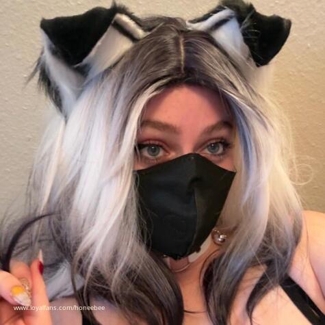 HoneeBee avatar