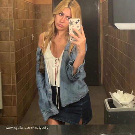 Mollypolly avatar