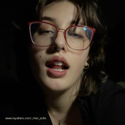 MissxPoison’s Official Social Fan Page | LoyalFans