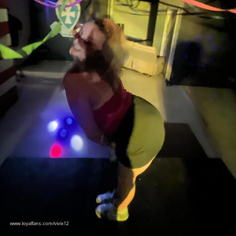Vivix12 avatar