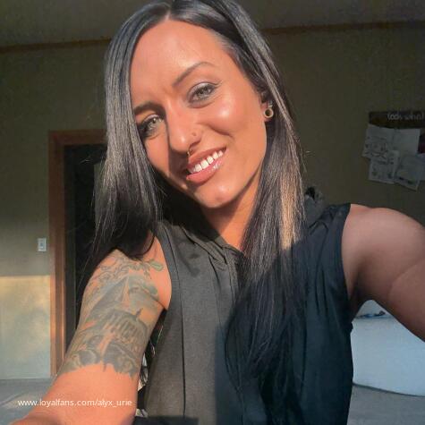 Alyx Urie avatar