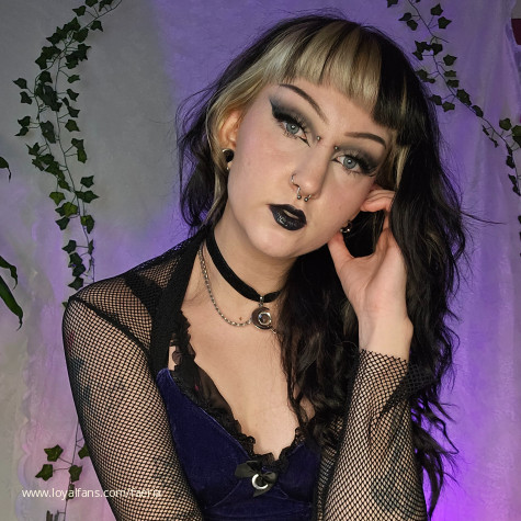 faeria’s Official Social Fan Page LoyalFans