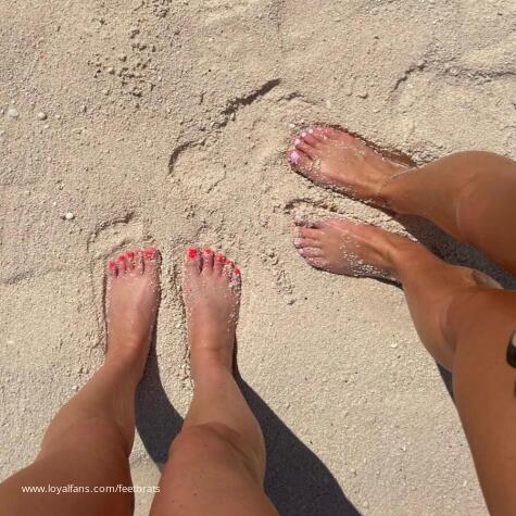 FeetBrats avatar