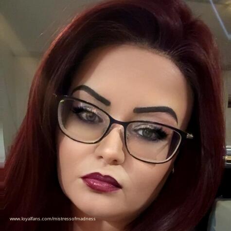 Mistress of Madness avatar