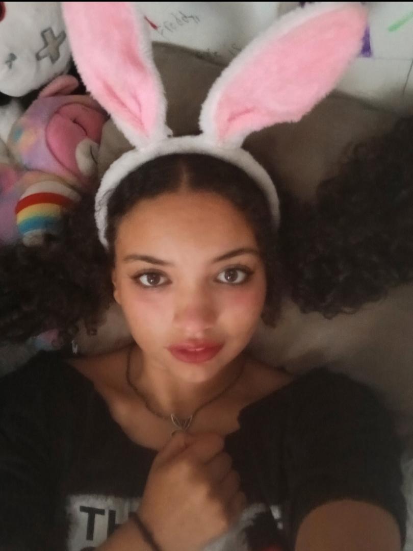 Izzy Bunny’s Official Social Fan Page LoyalFans(01)