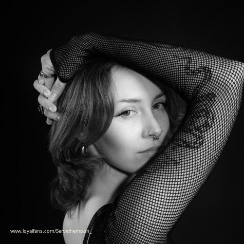 Miss River Moon avatar