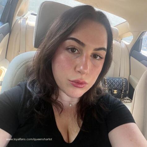 QueenSharlot avatar