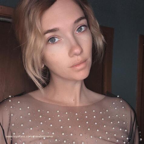 Goddess Lenora Findom avatar