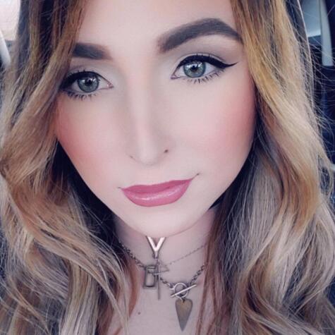 MistressMoonlight93 avatar