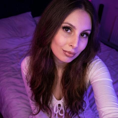 NaughtyGirlLuna avatar