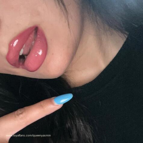 queenyasmin avatar