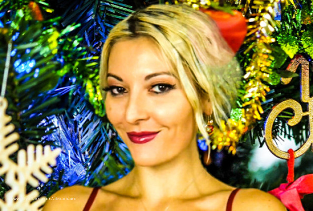 Fun with Harley Quinn - Lilly Monroe Official Profile | www.Loyalfans.com