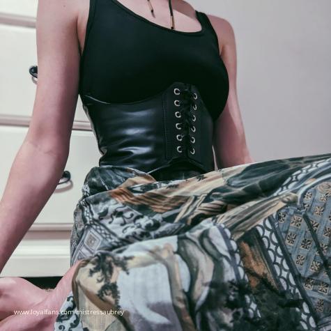 Mistress Aubrey's Official Social Fan Page | LoyalFans