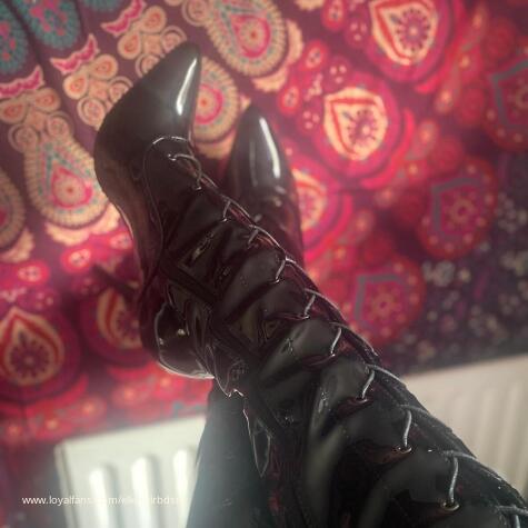 ElleNoirBDSM avatar
