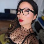 Mz Kim Findom Femdom Nylon Connoisseur avatar