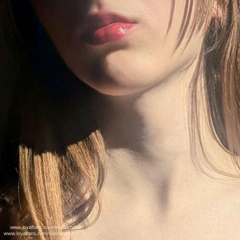 violet bruise avatar