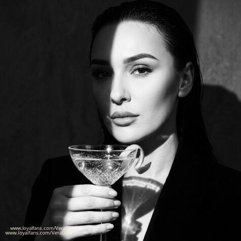 Mistress VeraLure avatar