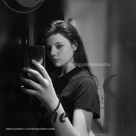 Dark Goddess Nadia avatar