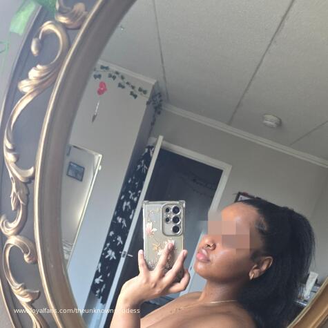 TheUnknownGoddess avatar