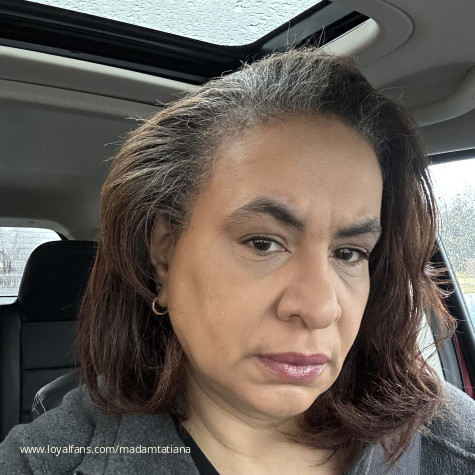 Fresh painted toes - Mistresstatyana86 Official Photos | www.Loyalfans.com