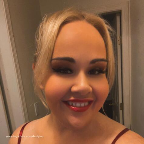 HollyLou avatar