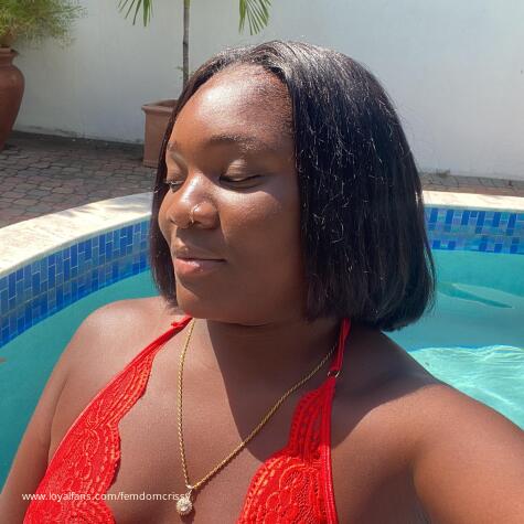 Femdomcrissy avatar