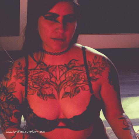 Faelyn Fatale avatar